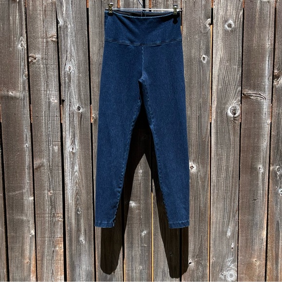 Lyssé denim leggings size small - Picture 3 of 17